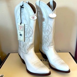 BRAND NEW White Cowboy Boots - Idyllwind by Miranda Lambert